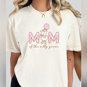 Cream Mom of the Silly Goose T-shirt